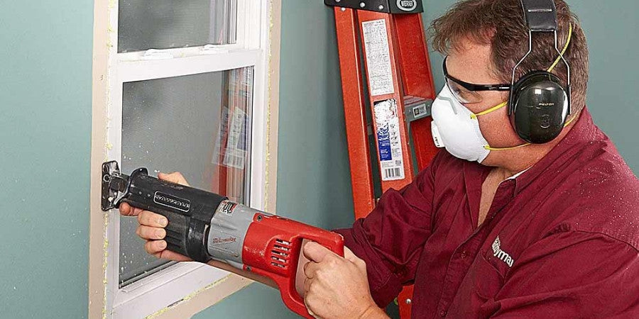 Cutting with shop oscillating tool